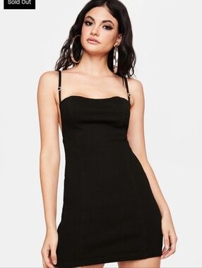 Black Ribbed Bodycon Dress with Scalloped Neckline